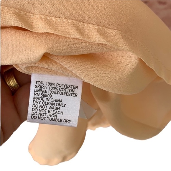 🌸2/$25 NWT Gianni Binni Peach Mathilda Dress Halter Fit & Flare - Picture 4 of 6